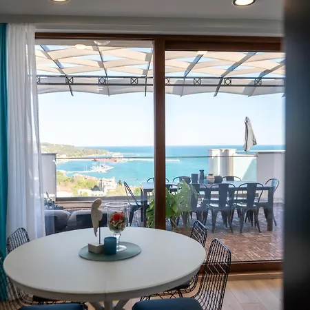 Apartmán Queen's Penthouse Balčik