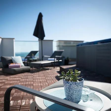 Queen's Penthouse Apartmán *