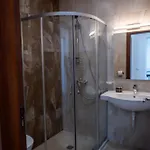 Queen's Penthouse Apartment *