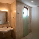 Queen's Penthouse Apartment