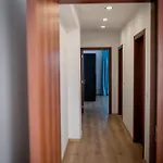 Queen's Penthouse Apartment *