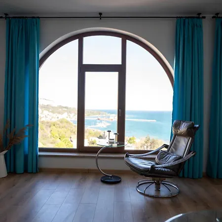 Queen's Penthouse شقة