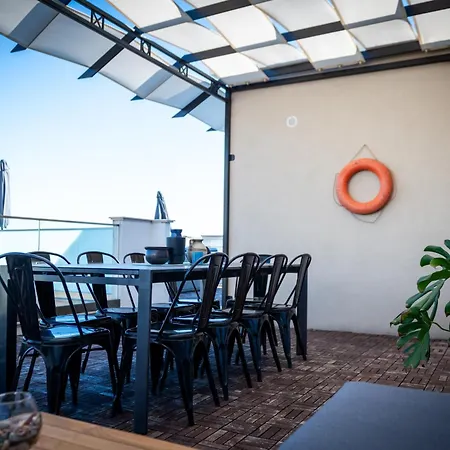 Queen's Penthouse شقة بالشيك