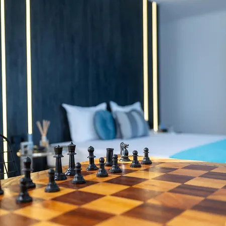 Queen's Penthouse