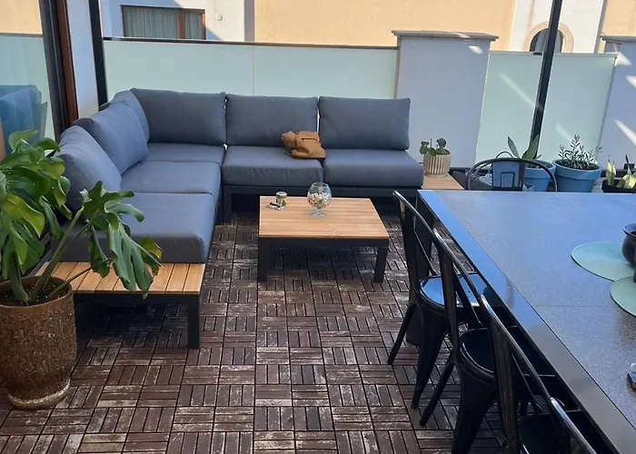 Апартаменти Queen's Penthouse *