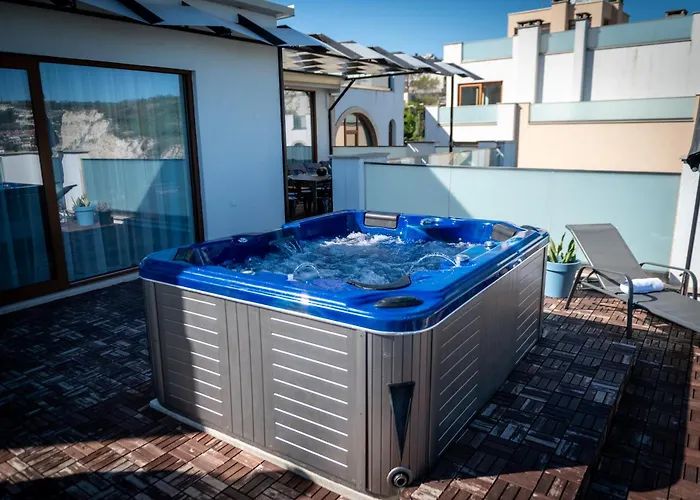 Queen's Penthouse Балчик