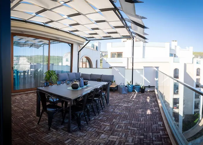 Апартаменти Queen's Penthouse Балчик