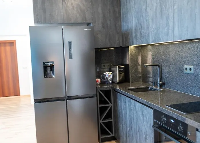 Queen's Penthouse Апартаменти