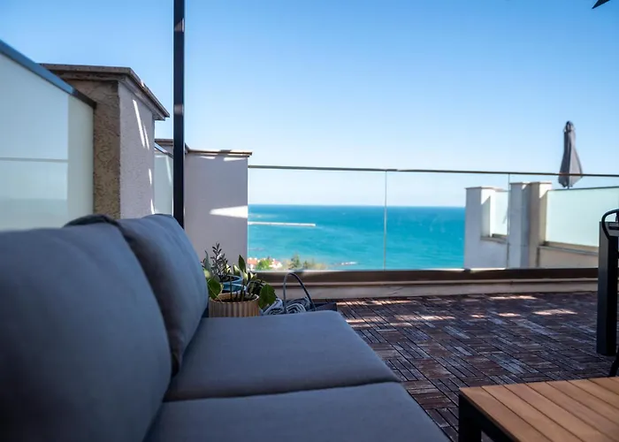 Queen's Penthouse Апартаменти