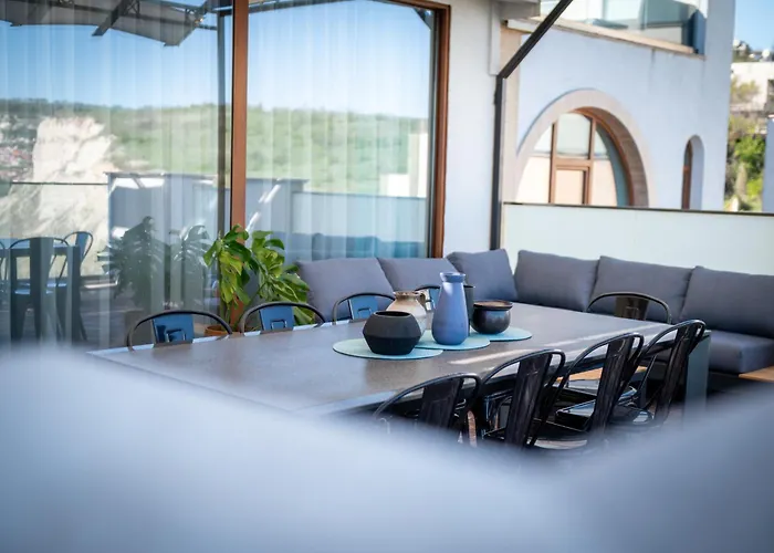 Queen's Penthouse Апартаменти