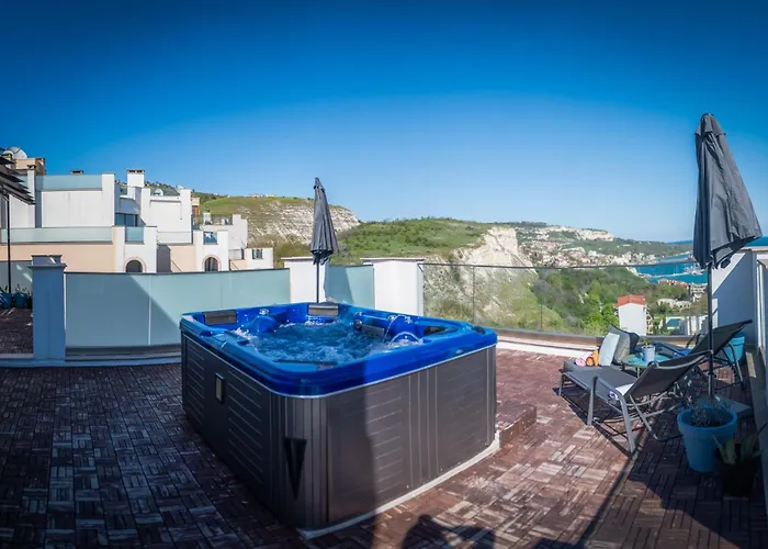 Queen's Penthouse Апартаменти *