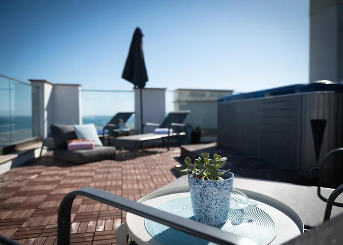 Queen's Penthouse Апартаменти *